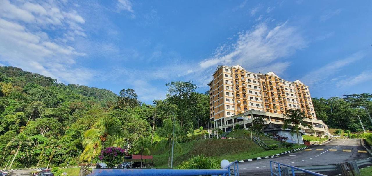 Hilltop Greenview Residence Batu Caves Selayang Luaran gambar